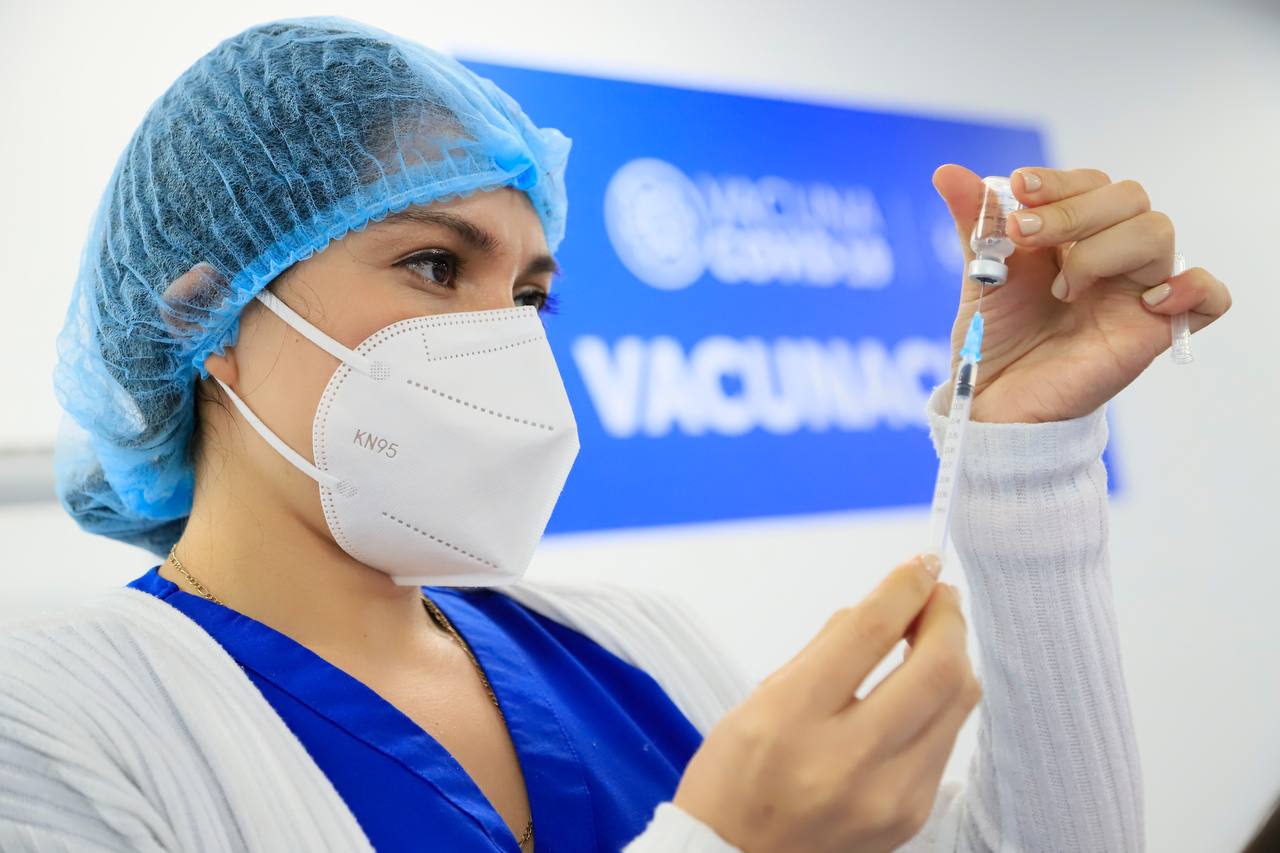 El Salvador supera a México y es líder regional en aplicación de vacuna antiCOVID19 el-salvador-supera-a-mexico-y-es-lider-regional-en-aplicacion-de-vacuna-anticovid19